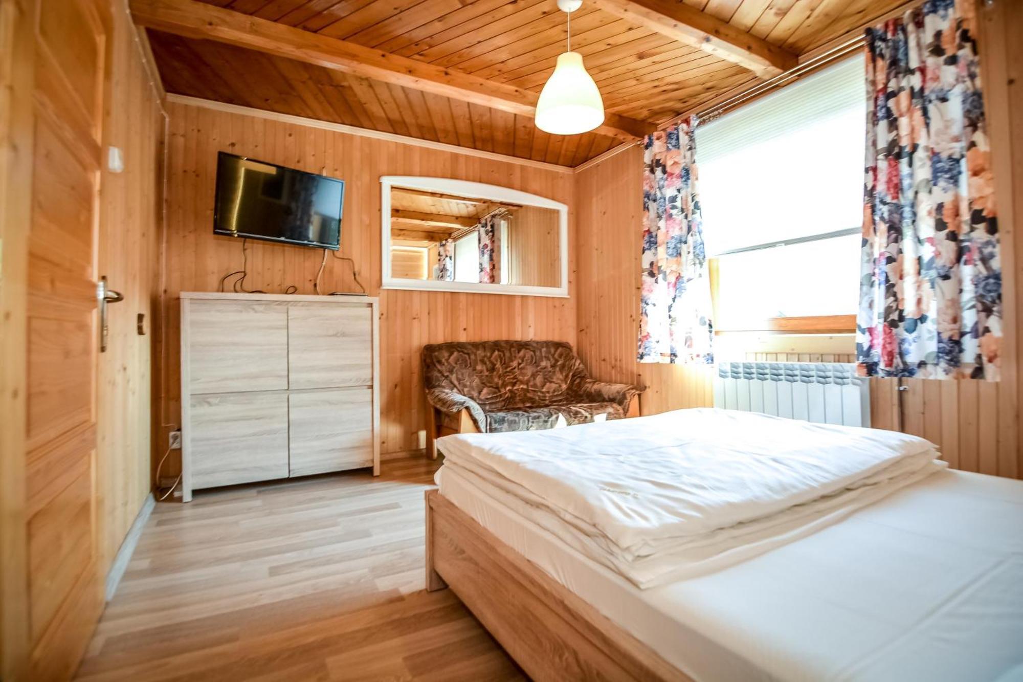 Apartament & Domek U Gabrysi ビャウカ エクステリア 写真